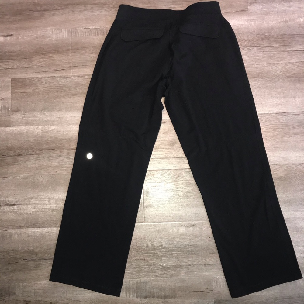 Lululemon men’s “Kung foo”  pants